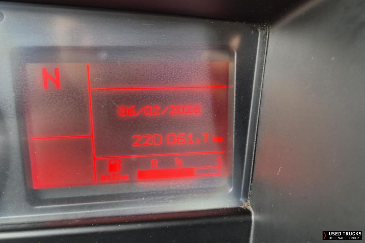 Renault Trucks D Wide 320