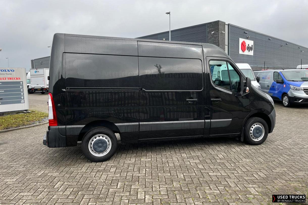 Opel Movano 135