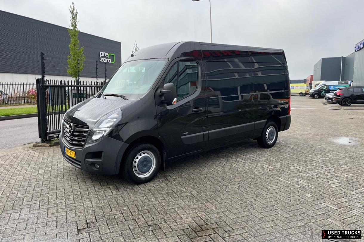 Opel Movano 135