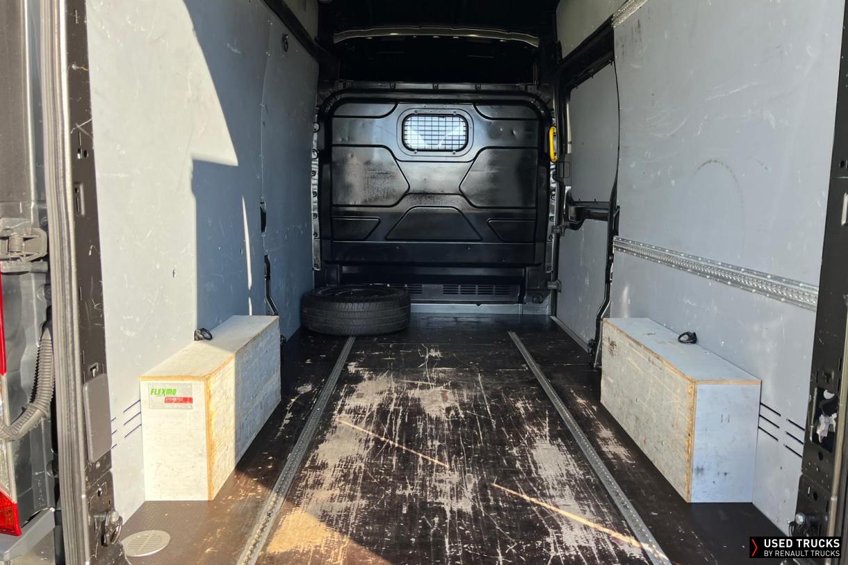 Ford Transit 100