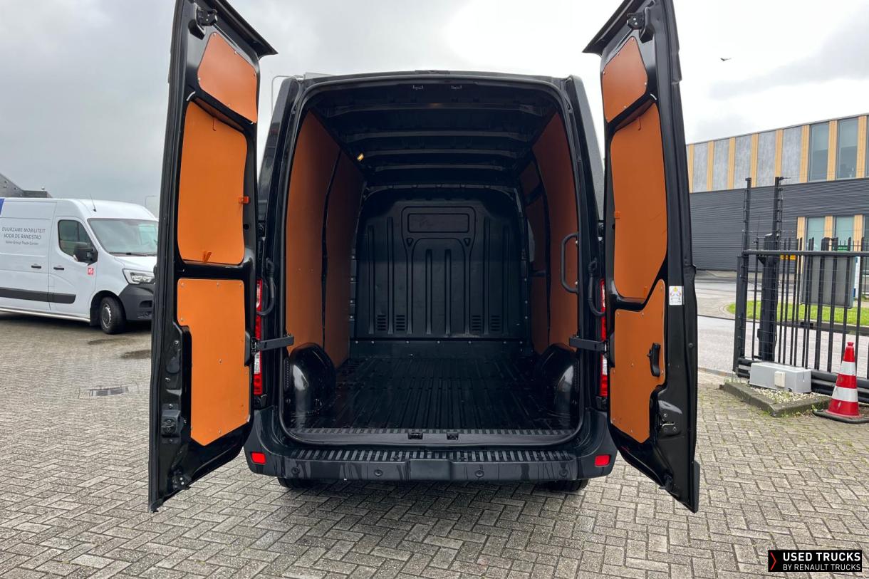 Opel Movano 135