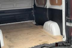 Renault Trafic
                                          130