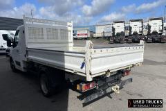 Renault Trucks Master
                                          130