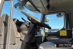 Renault Trucks KERAX
                                          460
