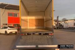 Renault Trucks D
                                          210