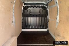 Renault Trucks Master
                                          