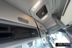 Renault Trucks T High
                                          