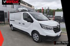 Renault Trucks Trafic
                                          81