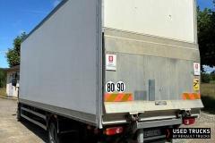 Renault Trucks Midlum
                                          220