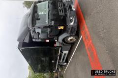 Renault Trucks D
                                          210