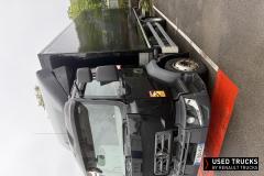 Renault Trucks D
                                          210