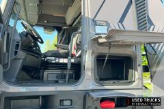 Renault Trucks T High
                                          480
