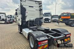 Renault Trucks T High
                                          520
